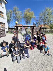 Rej-carodeju-a-carodejnic-4.jpg