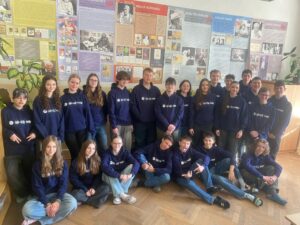 Mikiny-9.B.jpg
